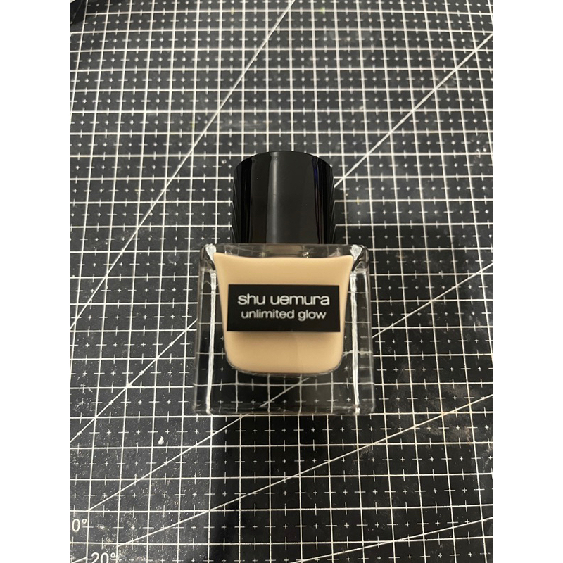 foundation shu uemura unlimited glow