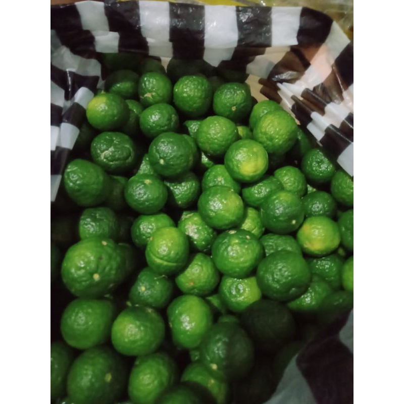 

JERUK LIMAU,JERUKSAMBAL ,JERUK SEGERR .#jeruklimau #buahjeruk #jeruksegar #jeruksambal