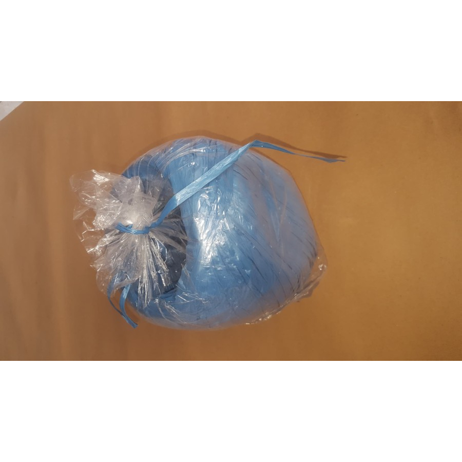 

TALI RAFIA WARNA BIRU 1 KG (ASLI)