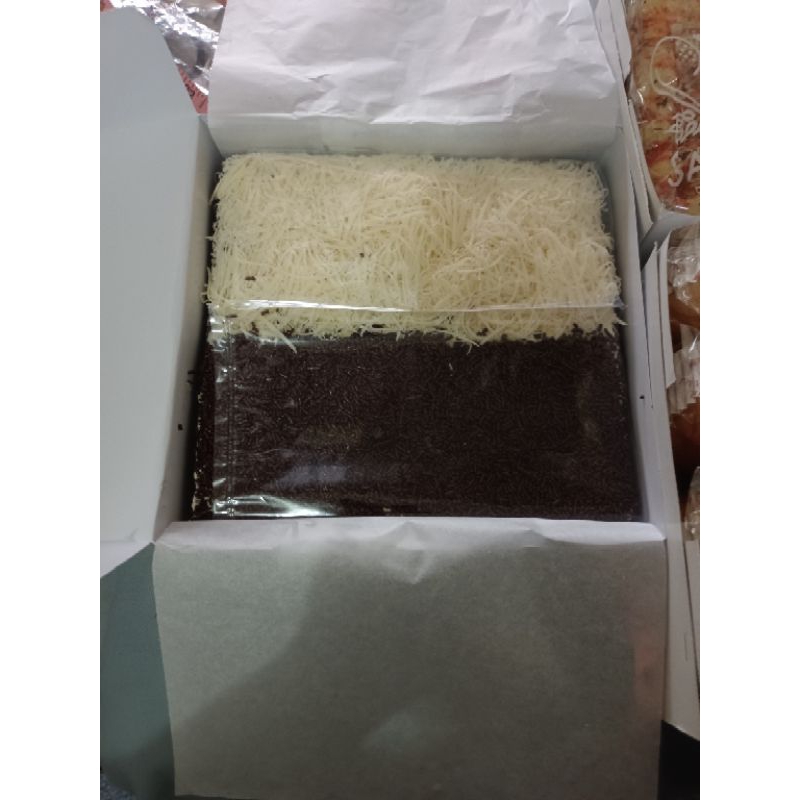 

Brownies Kukus (Keju, Meses, Mix)