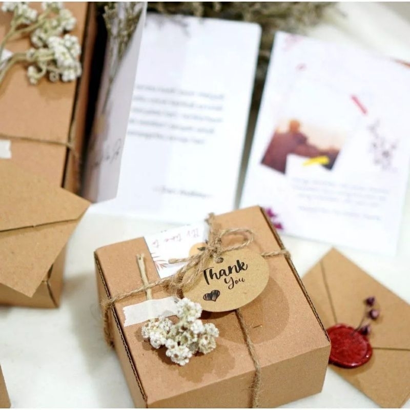 Kado Wedding Emas Antam 0,25 gram 0,1 gram / Hampers hadiah ulang tahun emas Antam / Box paket hadia