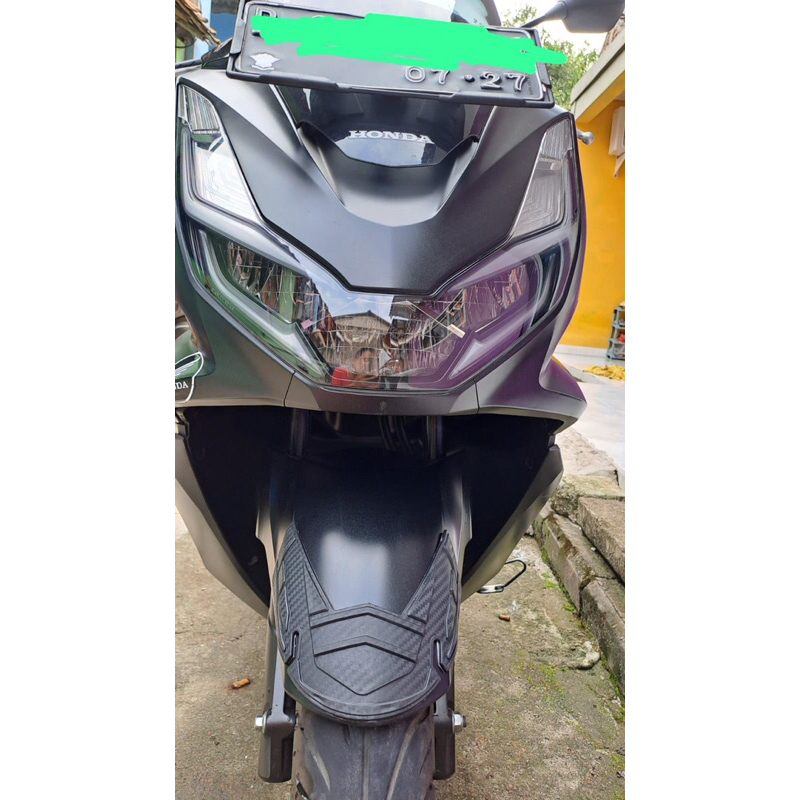 PELINDUNG SPAKBOR DEPAN UNIVERSAL ALL MOTOR FRONT FENDER PROTECTOR UNIVERSAL ALL MOTOR PCX NMAX ADV LEXI GSX NINJA CBR CB150R VERZA MEGAPRO SCOPIO VIXION VARIO 159 VARIO 160 LEXI AEROX FREEGO VESPA SCOOPY FINO FAGGIO MX THUNDER XMAX TMAX DLL ALL MOTOR