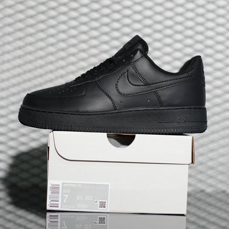 Nike Air Force 1 Triple Black