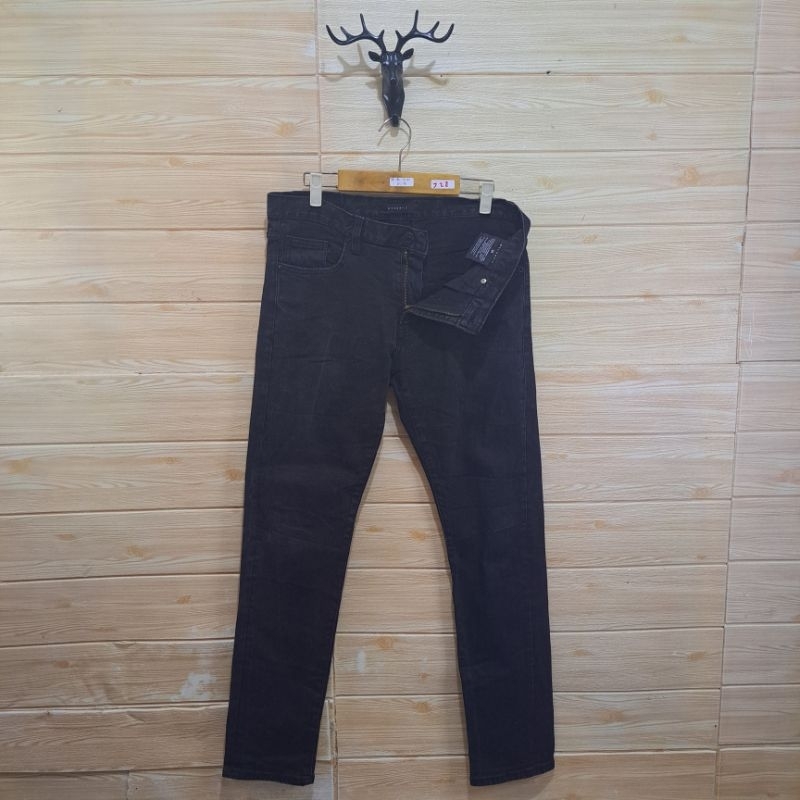 Celana Jeans Kode J28 Otherfit Size 31-32 LP 86cm P 101cm  OL 16cm m