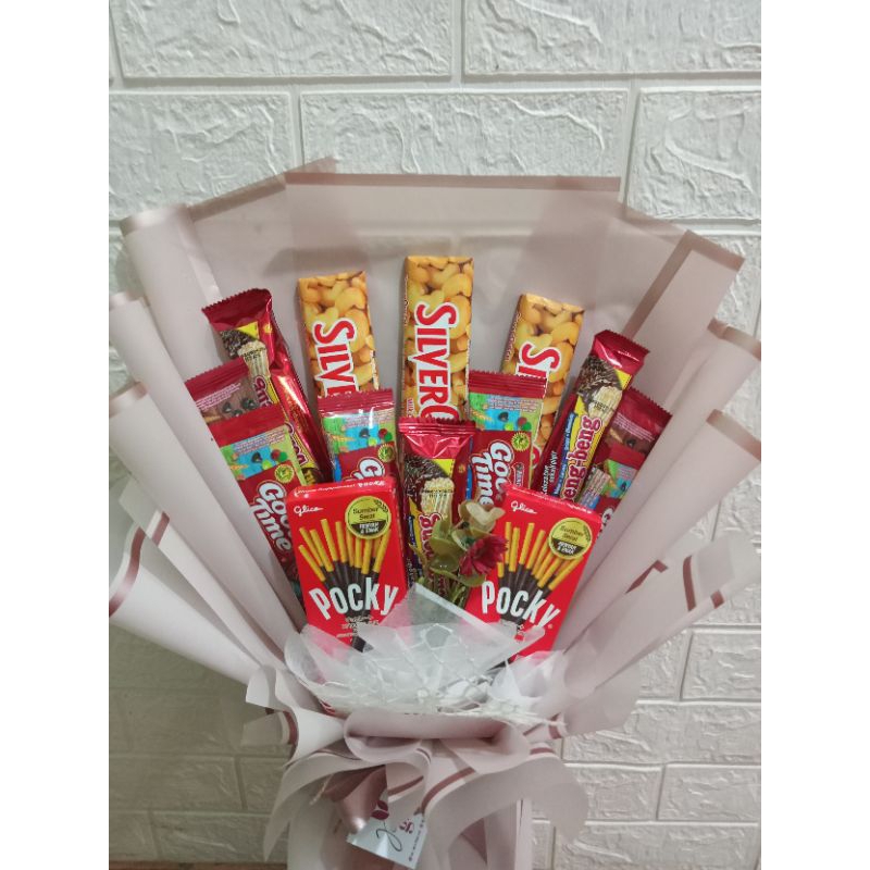 

Buket Jajan / Buket Snack Ukuran Sedang