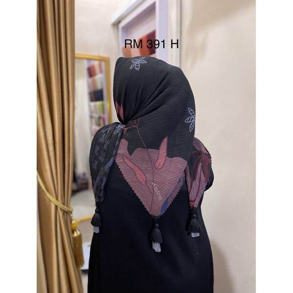 Segi Empat Plisket Motif Jambul | Jilbab Voal Motif