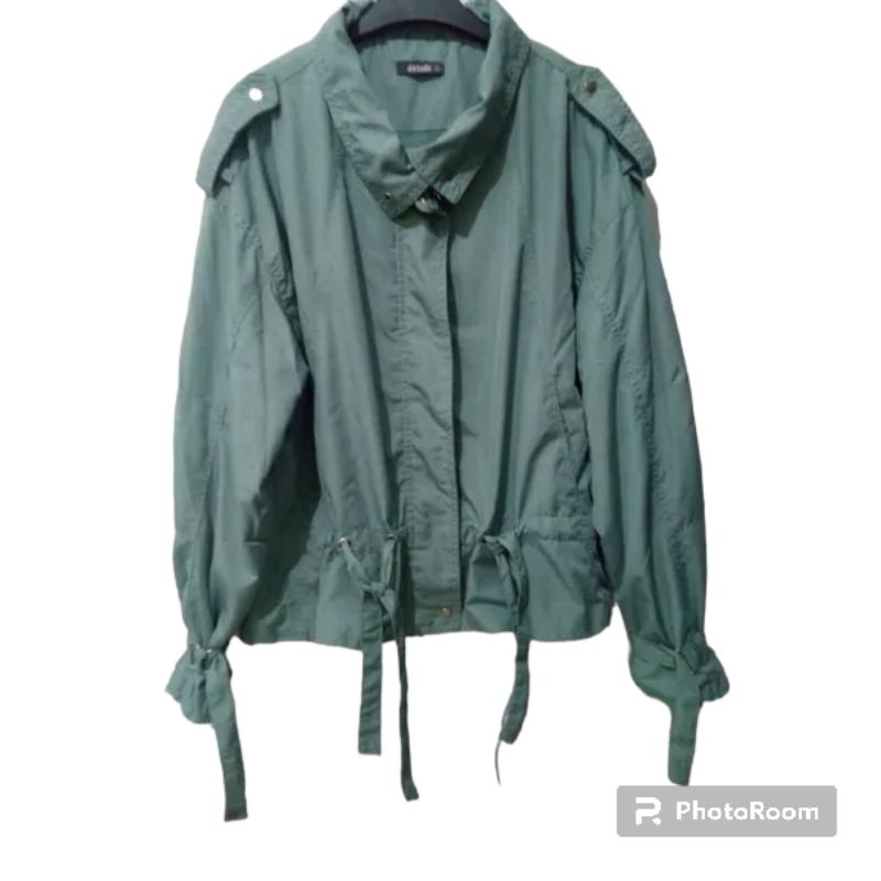 Jaket Brand Matahari