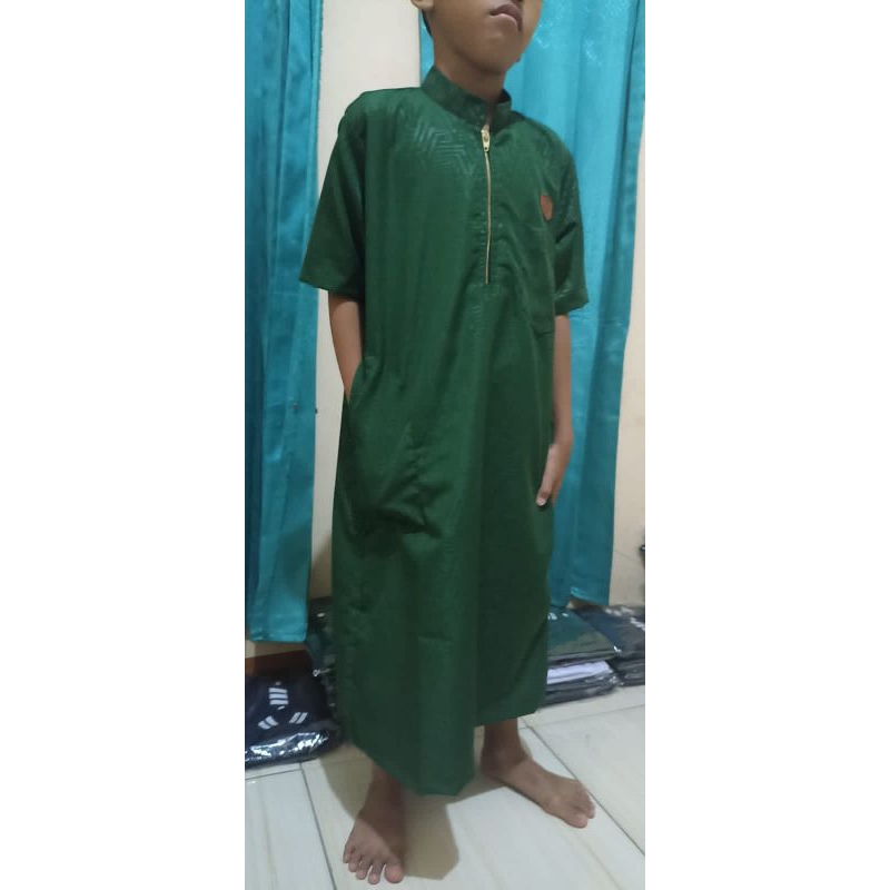 jubah embos  anak laki usia  2-14 tahun tangan pendek