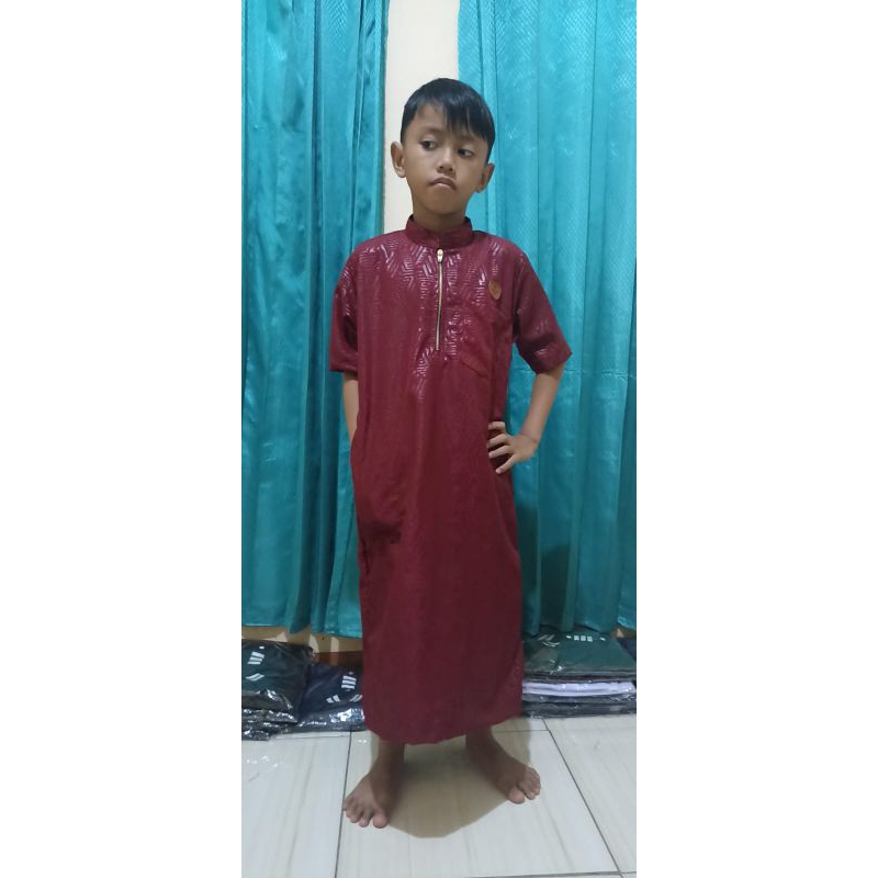 jubah embos  anak laki usia  2-14 tahun tangan pendek