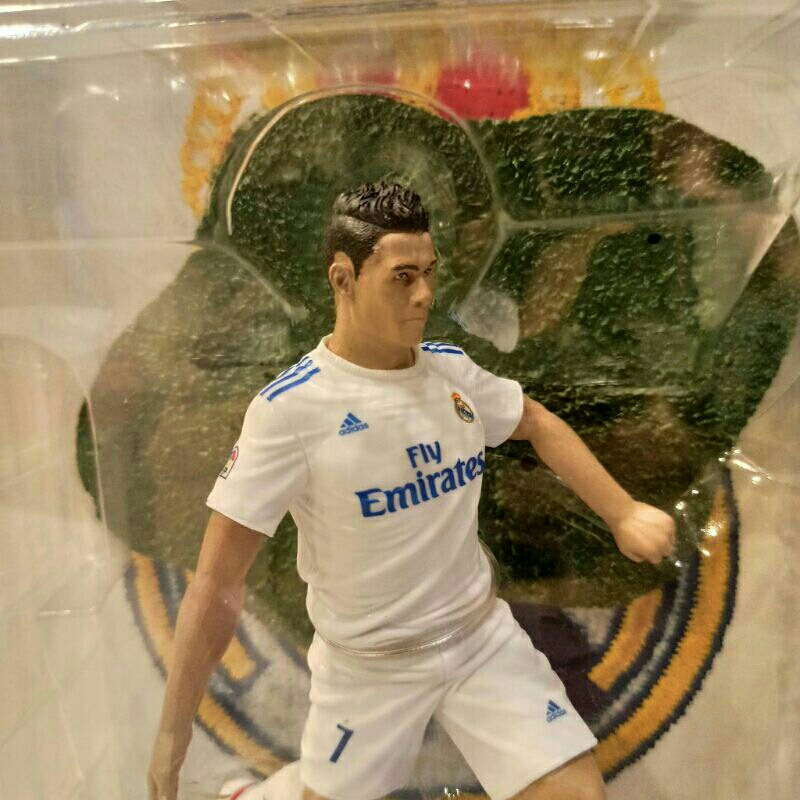 mainan action figurechristian ronaldo 7real madridfigure sepak bolastatuedetail bagusmurah meriah
NC