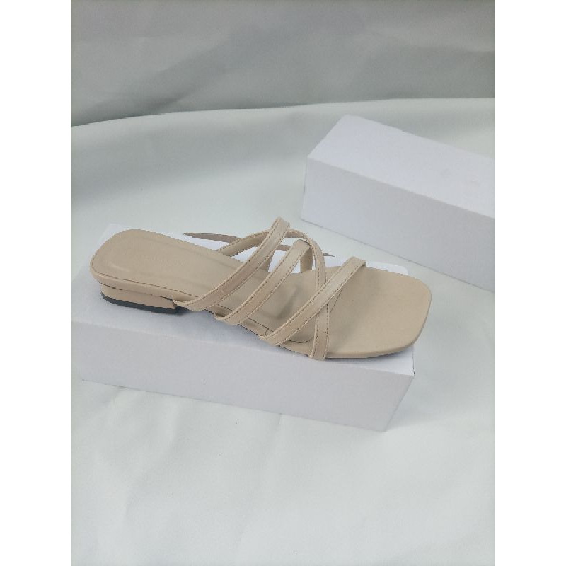 sandal wanita tali silang Manda Hells W-002