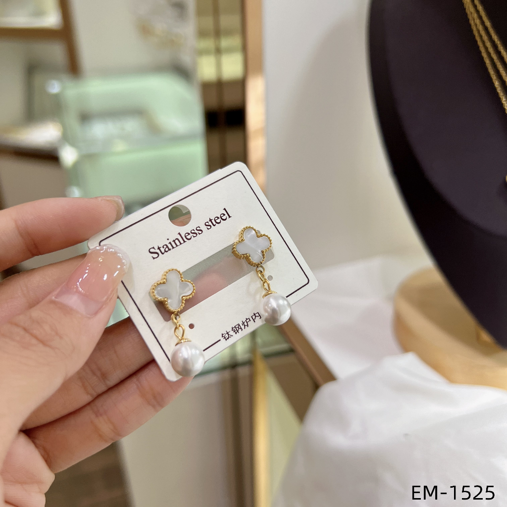 Anting Titanium Permata Cantik Perhiasan Fashion 1525