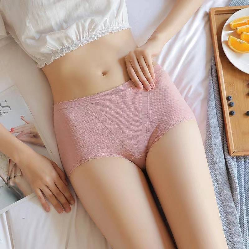 BEE - Celana Dalam Nyaman dipakai Wanita Briefs Elastis Seamless Mid Waist Bahan Katun CD 8104