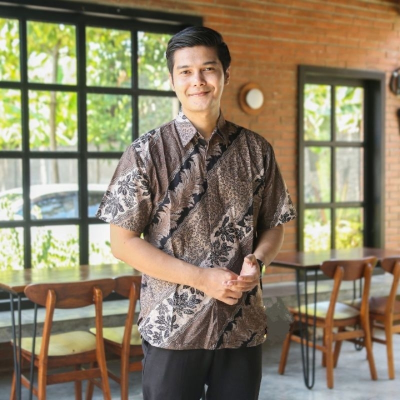 Batik Pria Anyar Casual Modern Lengan Pendek Modis Soloan TjGrup Batik Pria Kantor M L XL XXL XXXL