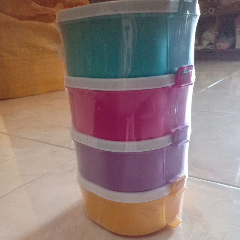 Rantang Warna 4 Susun Aluna