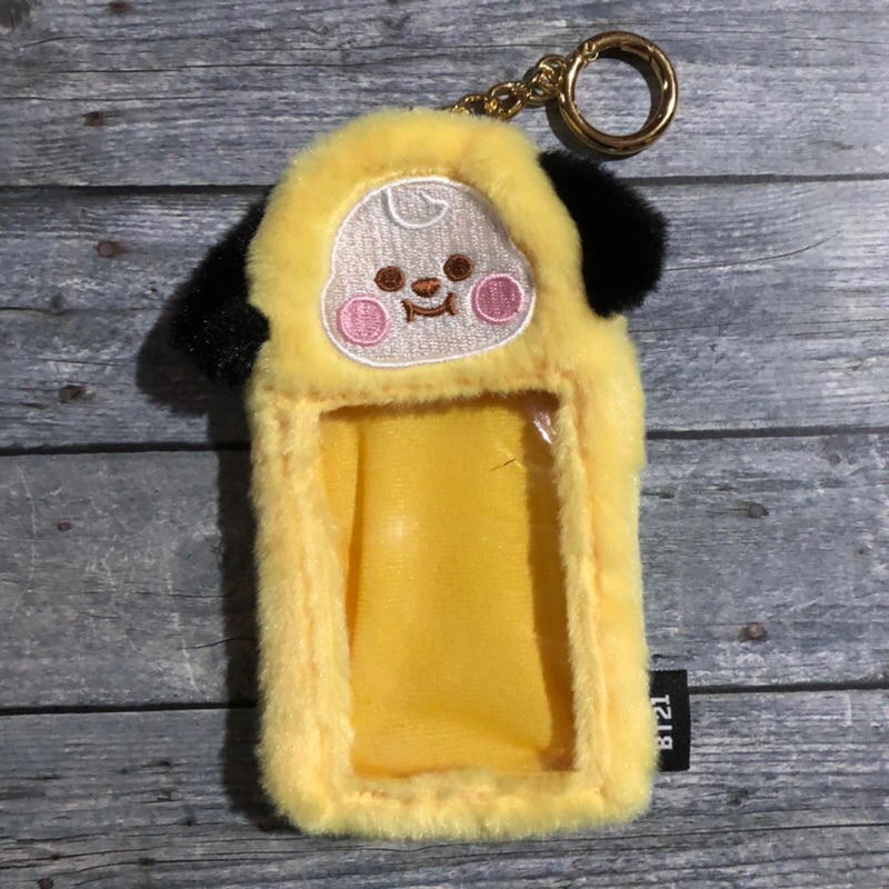 [ bt21 - japan ] preloved chimmy fur card holder