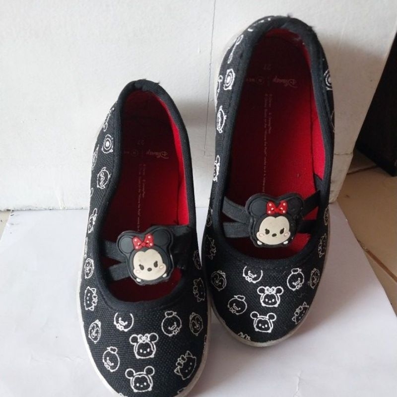 preloved sepatu anak nevada x disney