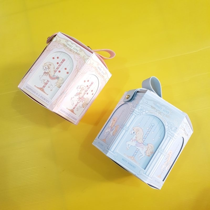 (GB89) Gift Box Carousel Segi Enam