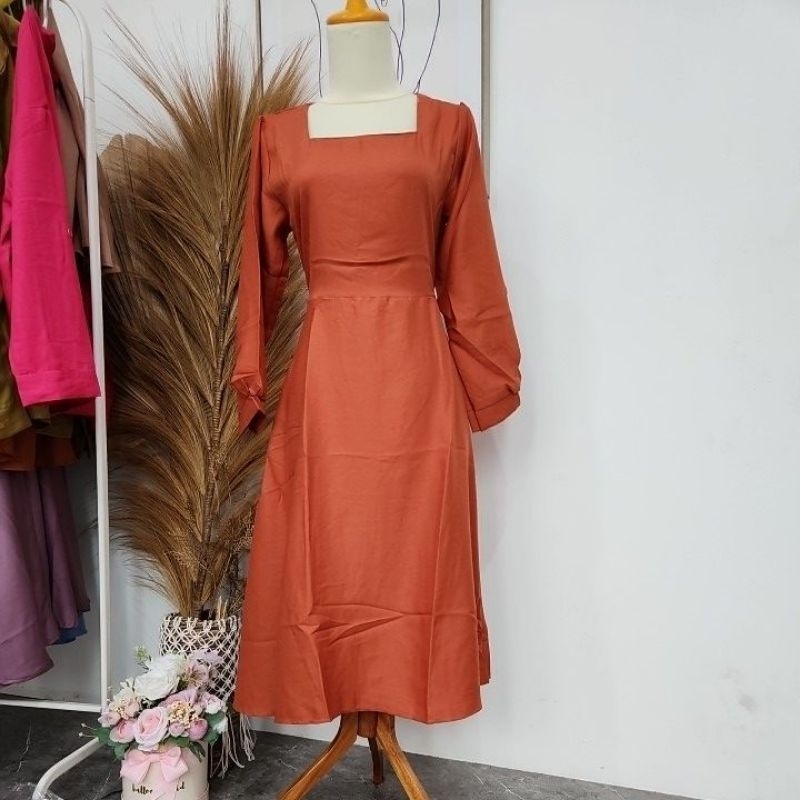 NEW-DRESS MERYON/BAHAN MOSSCREPE HALUS