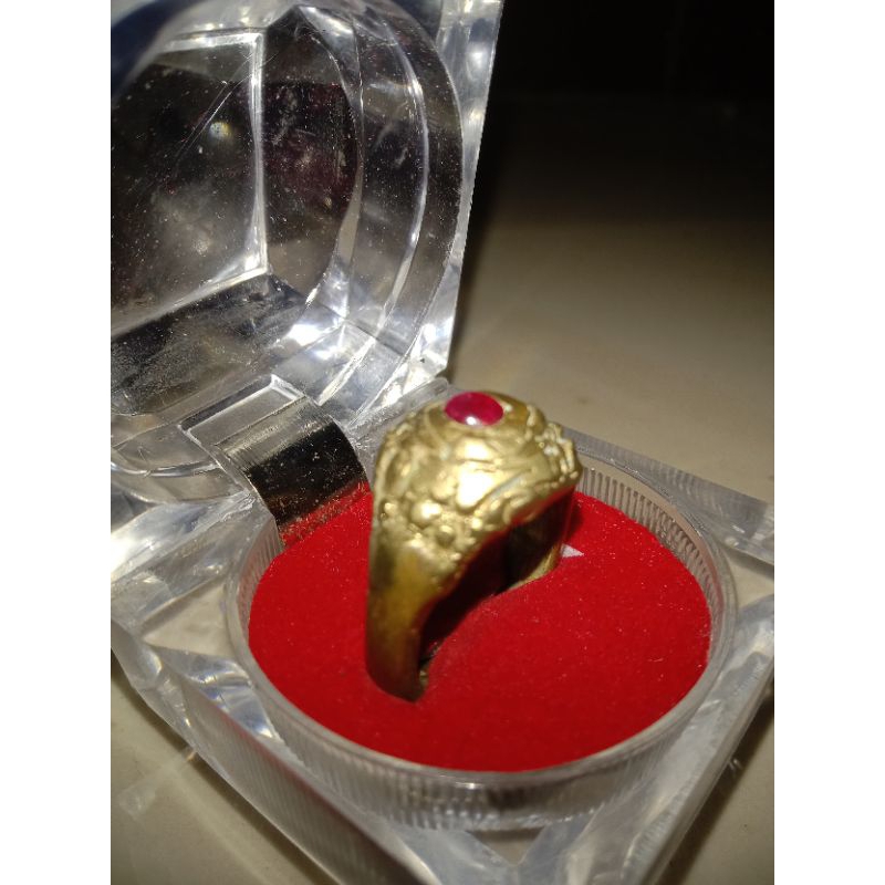 Cincin Temuan Majapahit