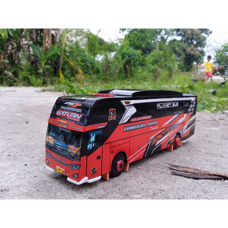 PAPERCRAFT BUS TUNGGAL JAYA "SATURN"