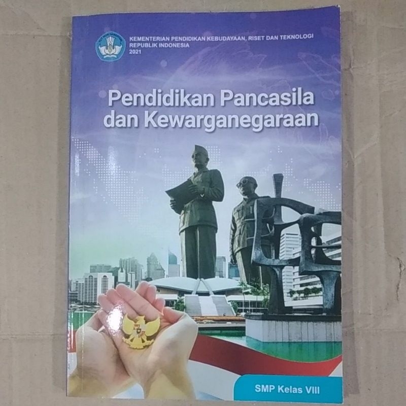 pendidikan pancasila dan kewarganegaraan SMP KELAS 8 KURIKULUM 2021