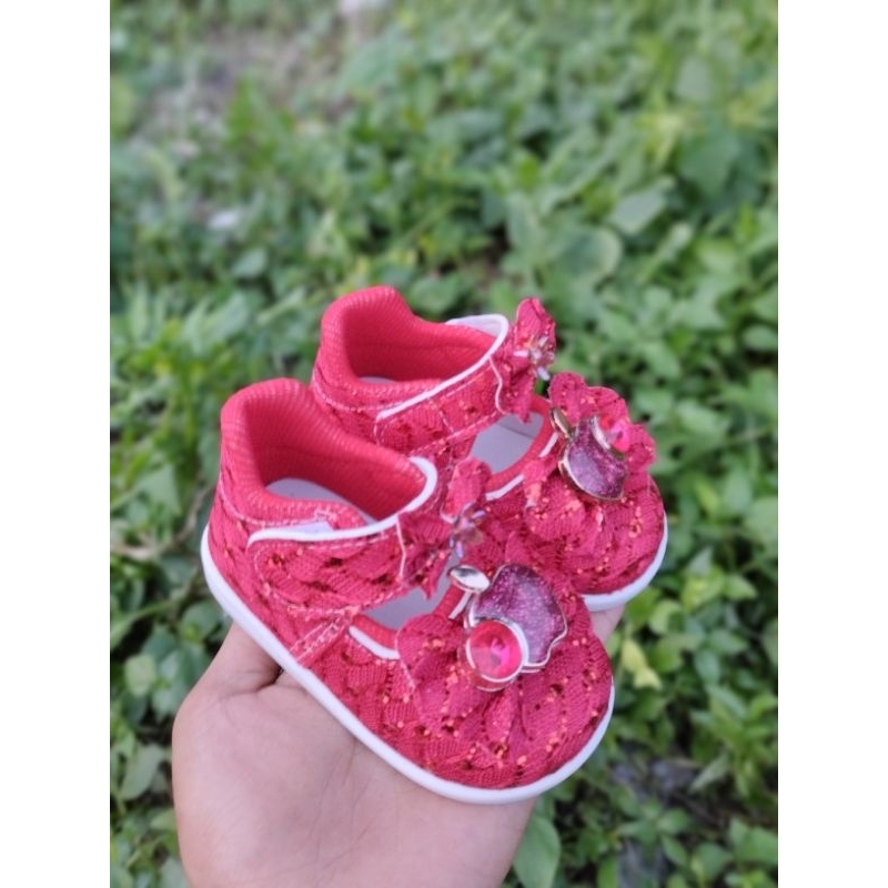 khainuna sepatu anak perempuan bunyi pita apel size 22-25