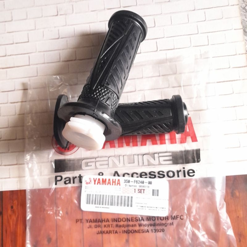 HANPAT HENDGRIP PLUS SELONGSONG VEGA R NEW VEGA ZR VEGA PORCE YAMAHA KODE  3SO - F6240 - 00