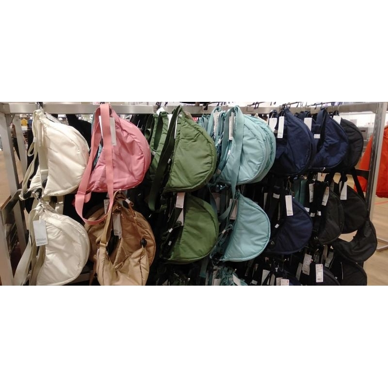 Tas Selempang Sling BAG mini UNIQLO women