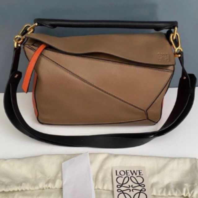 Preloved Loewe Puzzle Medium 4 Colors