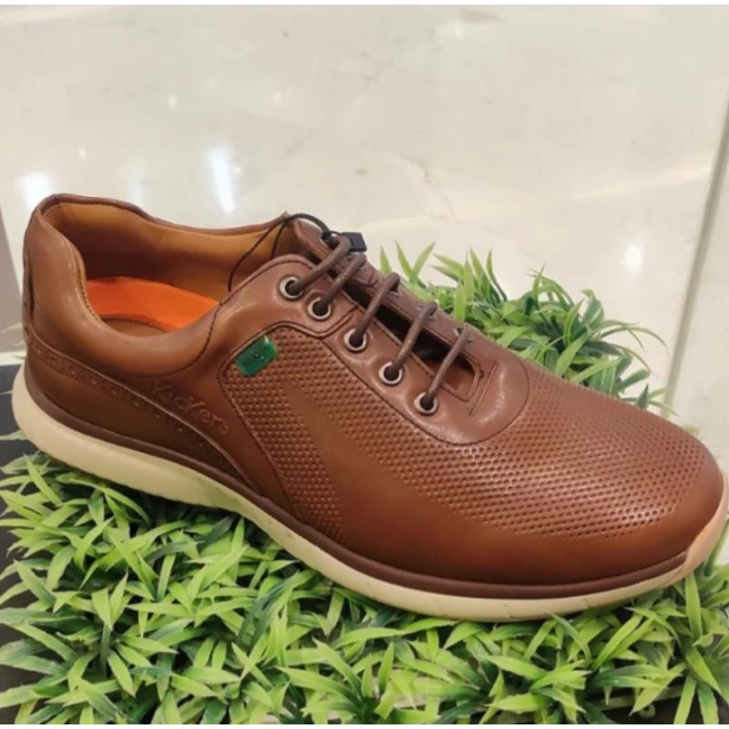 sepatu kickers pria 3913 original
