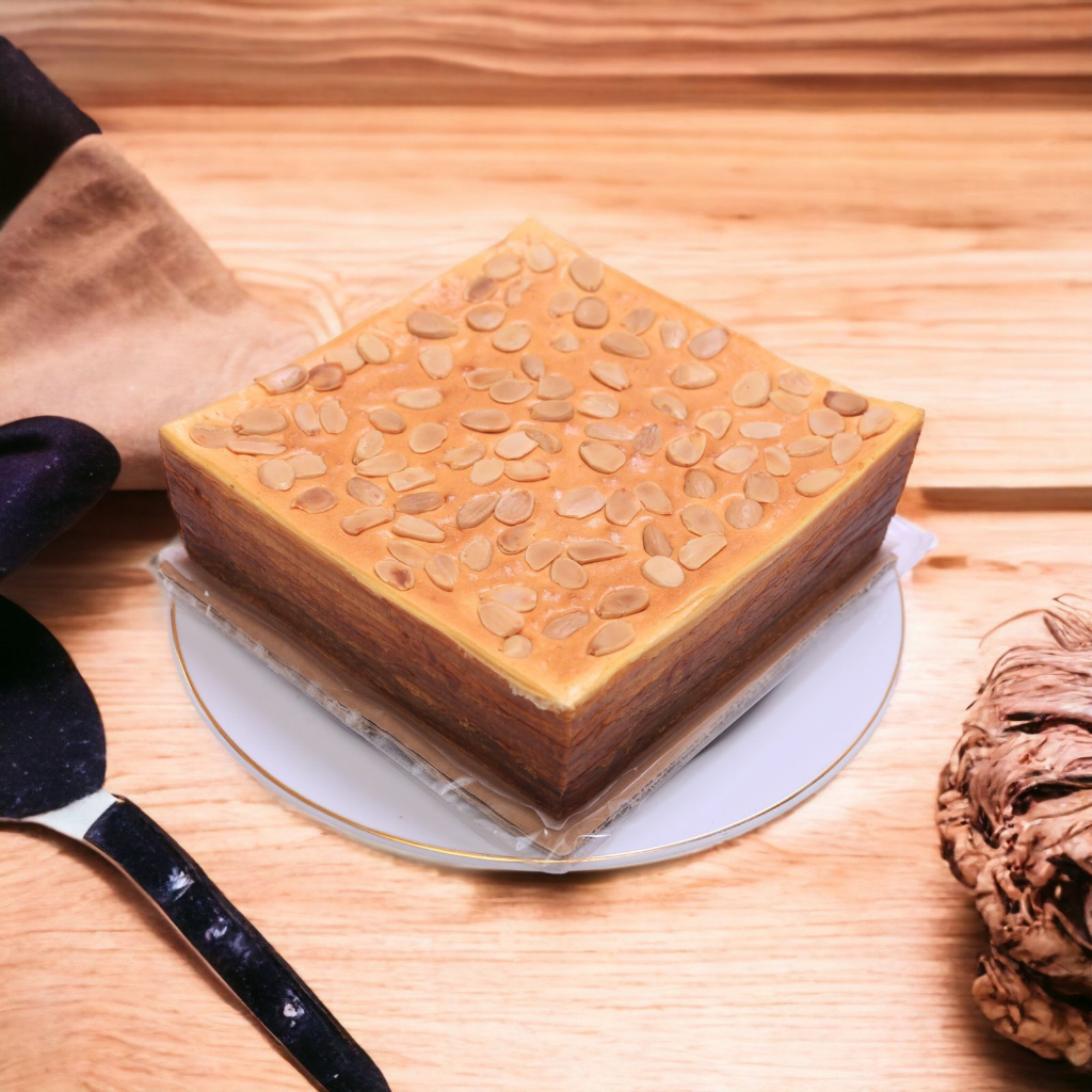 

Lapis Almond