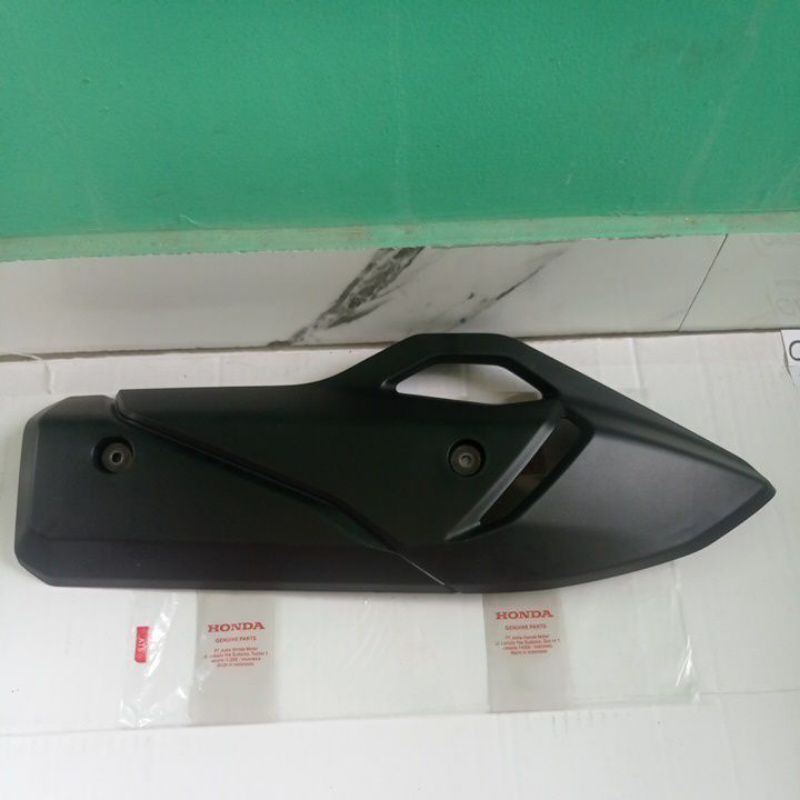 tameng cover knalpot Honda Vario 160 PNP PCX 160 original