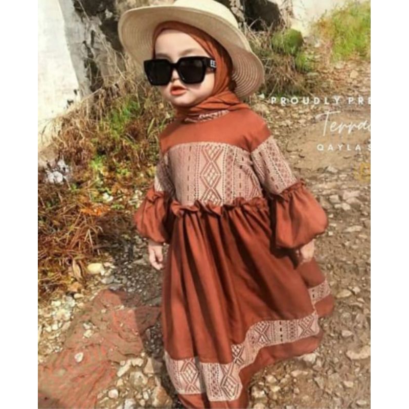 Gamis anak perempuan premium shakila warna BATA mix brukat malika original free bergo
