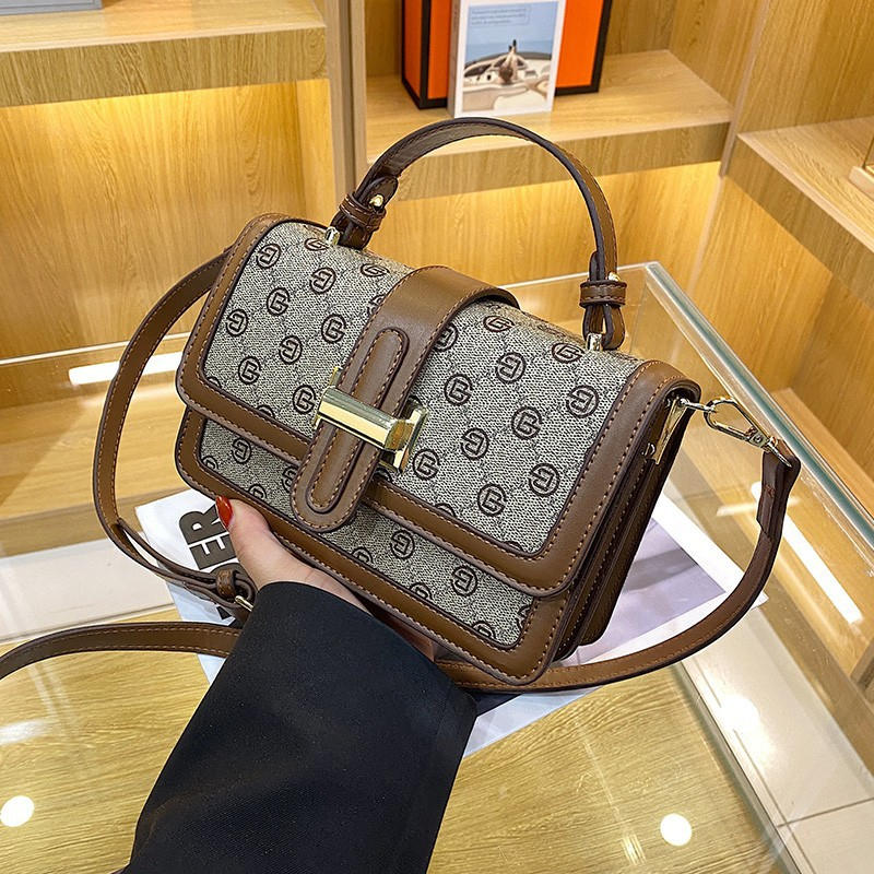 Tas selempang tote bag wanita 2023 mode baru tas selempang satu bahu tas kecil rasa kelas atas