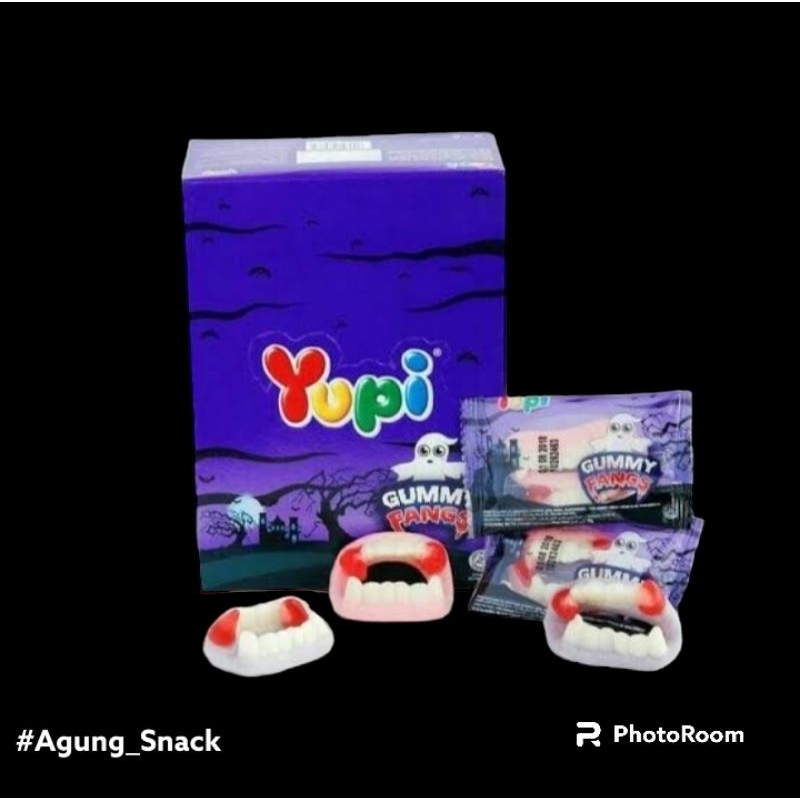 

Yupi Gummy Fangs | 1 Box Isi 24 Bungkus @ 7 gram