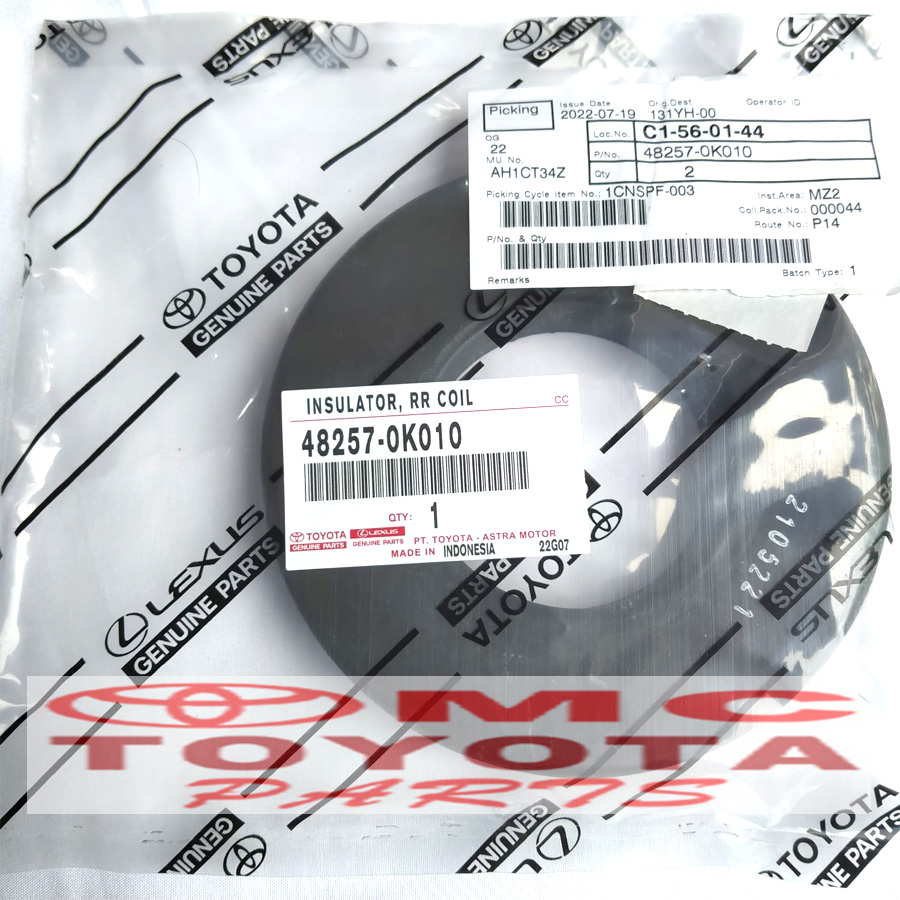 Karet Tatakan Per Keong Belakang Atas Innova Fortuner 48257-0K010