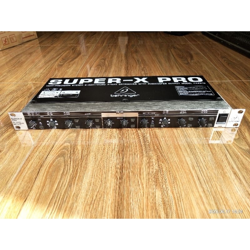 Crossover aktif Behringer Cx2310 Second Original