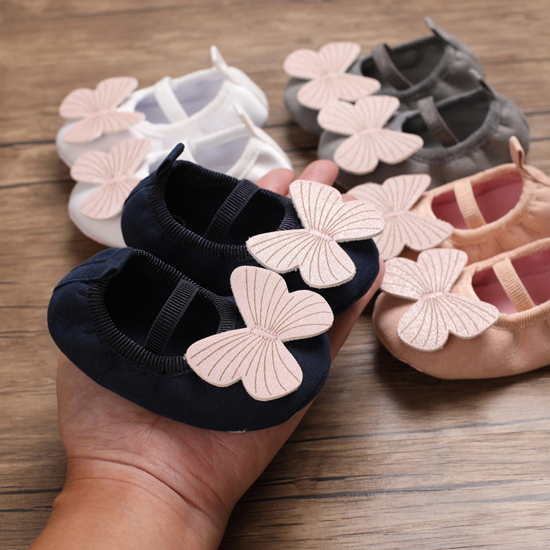 Sepatu Bayi Perempuan Prewalker Butterfly 0-14 Bulan