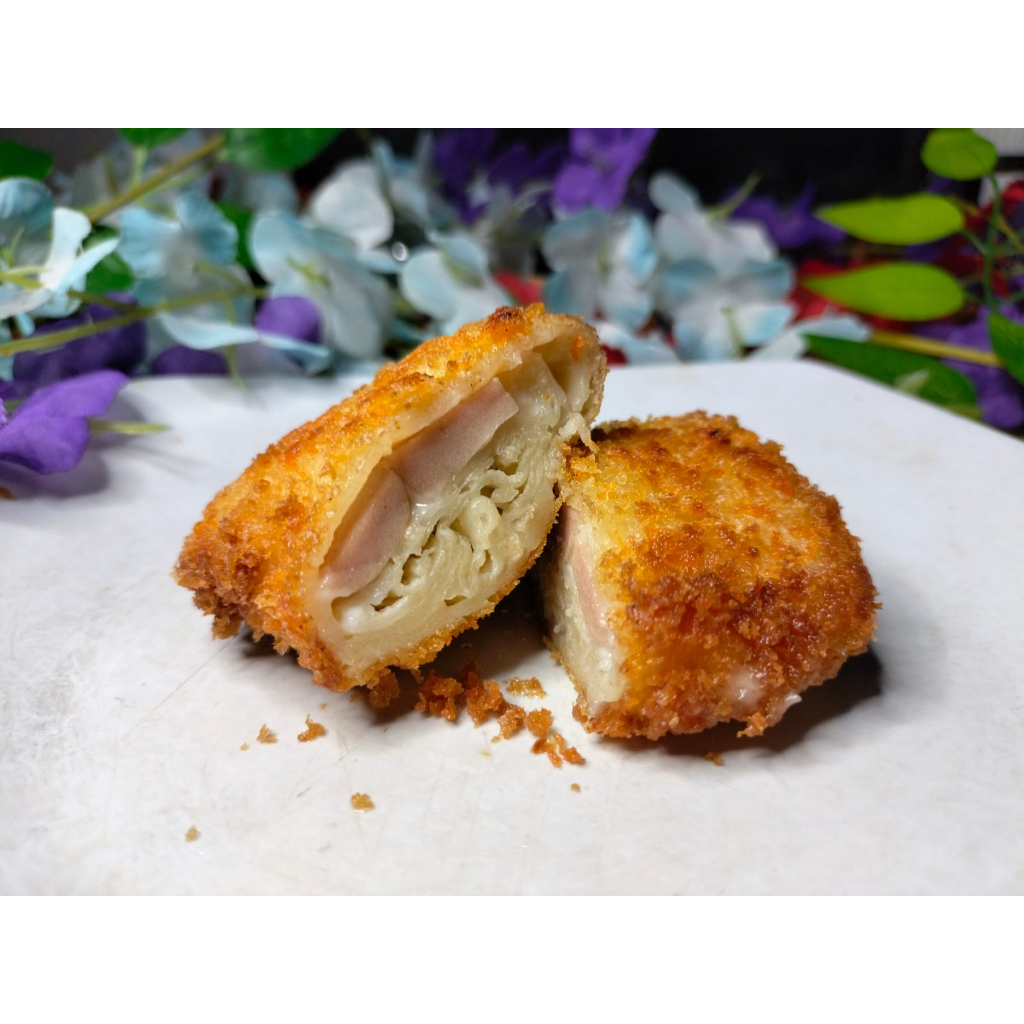 

RISOL MAYONES ISI SOSIS FROZEN