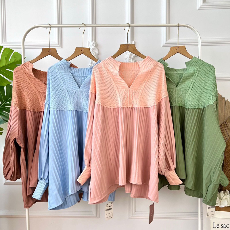 Leika Knit Blouse Plisket / Baju Atasan Wanita Import