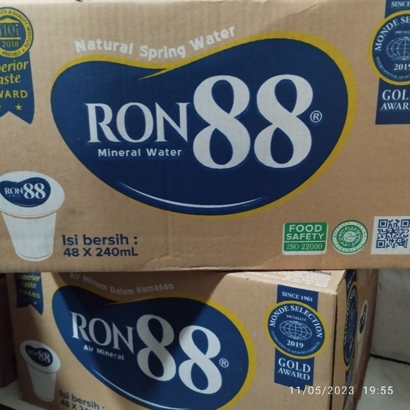 

Ron 88 gelas 200ml 1 dus 48 pcs