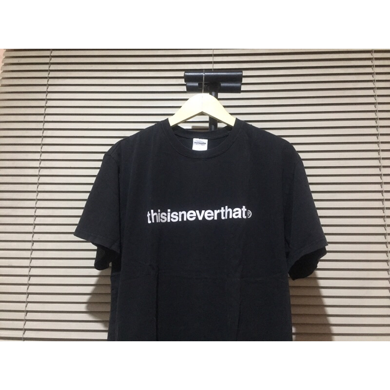 T-SHIRT THIS IS NEVER THAT ART LOGO BLACK