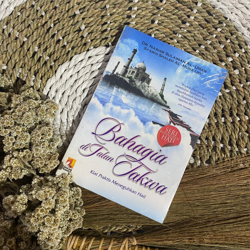 BUKU Bahagia Di jalan Taqwa