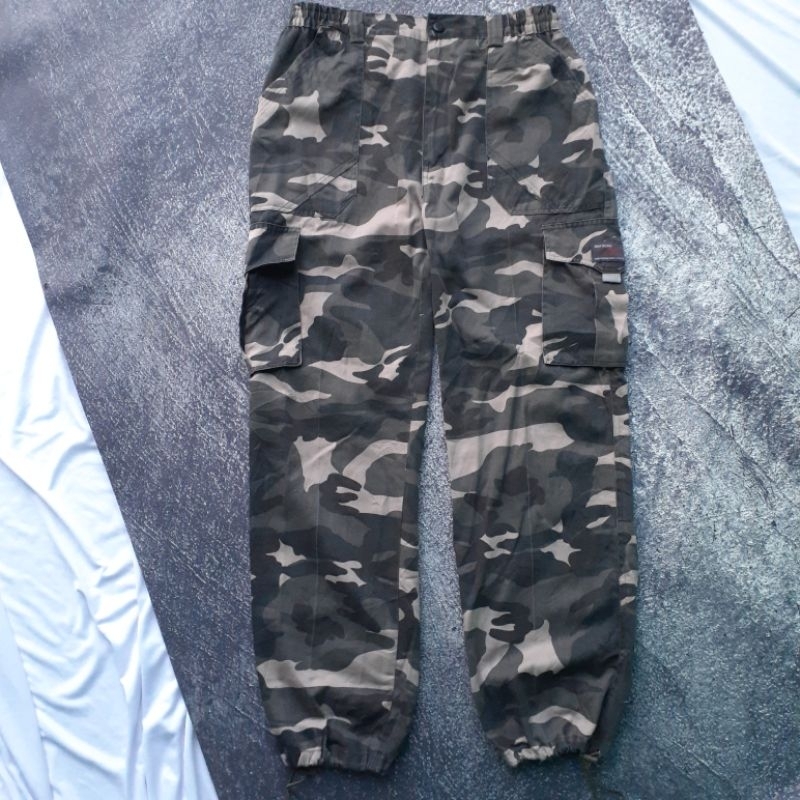 CELANA CARGO CAMO SECOND