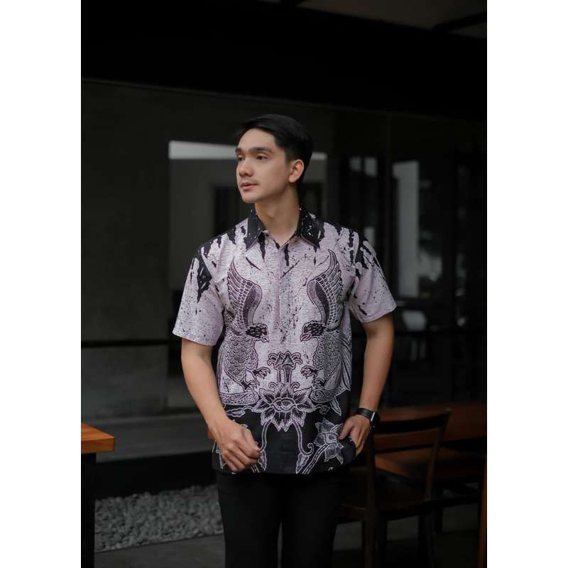 PROMO! Kemeja Batik Pria Lengan Pendek Hitam Manis Motif Manok Kecret