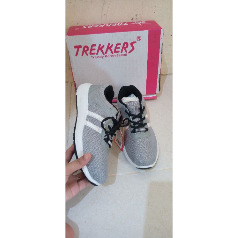 Sepatu sport Wanita ori trekkers