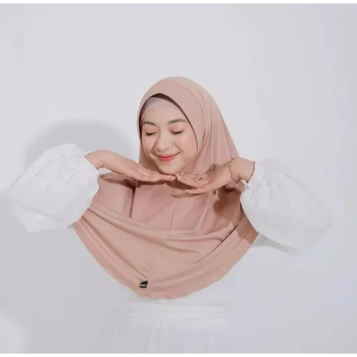 Bergo oval hamidah/hijab instan hamidah/hijab instan jersy premium.
