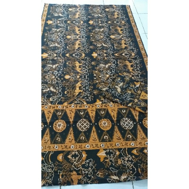 sarung batik trusmi cirebon