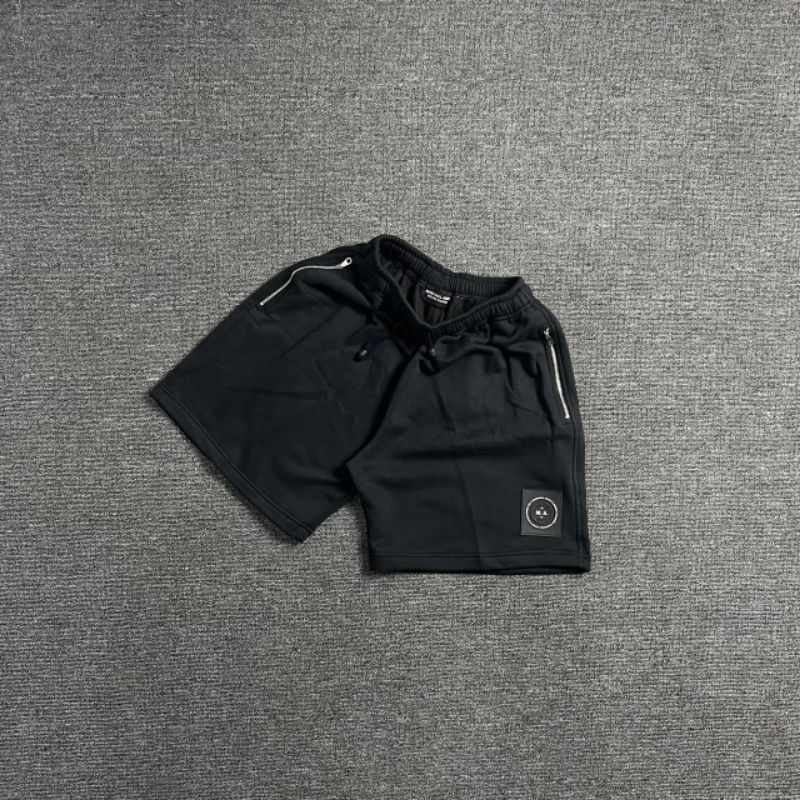 SHORT PANTS MARSHALL ARTIST